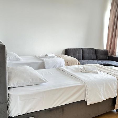 Hisa Lina Apartment Vienna Exterior photo